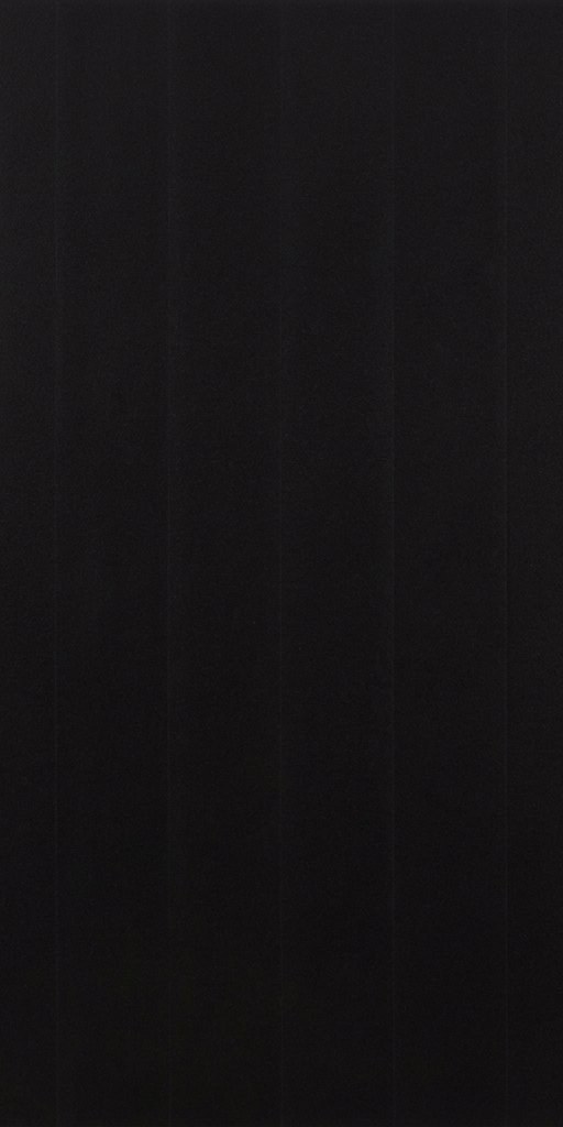 Kit Kat Black